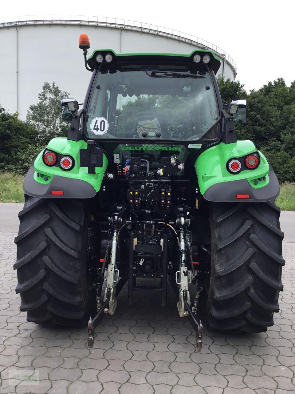 Traktor типа Deutz-Fahr 6180 Cshift, Gebrauchtmaschine в Nordstemmen (Фотография 5)