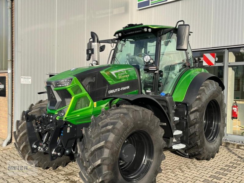 Traktor от тип Deutz-Fahr 6180 TTV Warrior Java Grün, Neumaschine в Delbrück