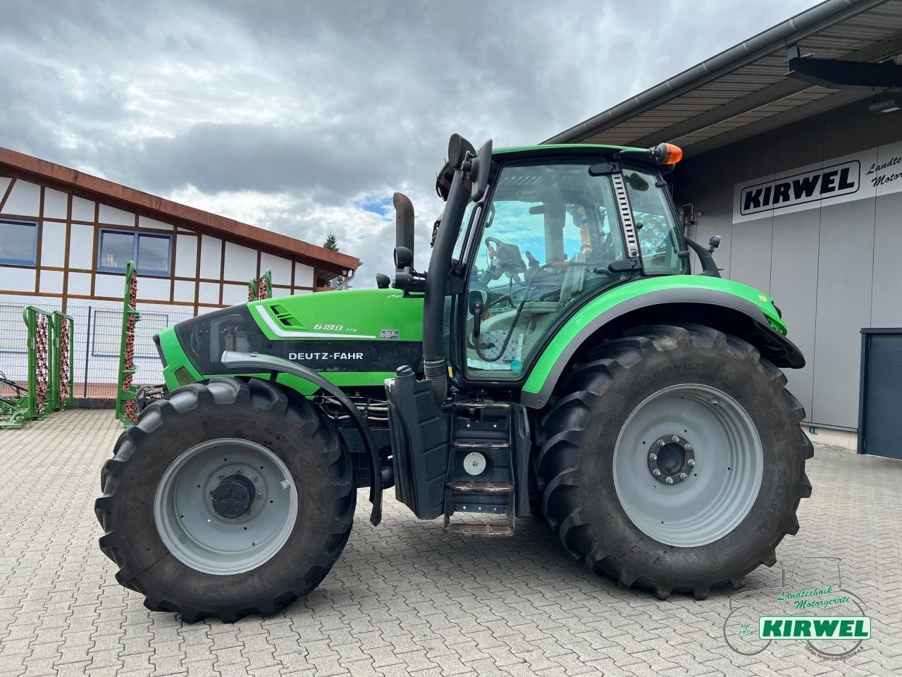 Traktor του τύπου Deutz-Fahr 6180 TTV, Gebrauchtmaschine σε Blankenheim (Φωτογραφία 3)