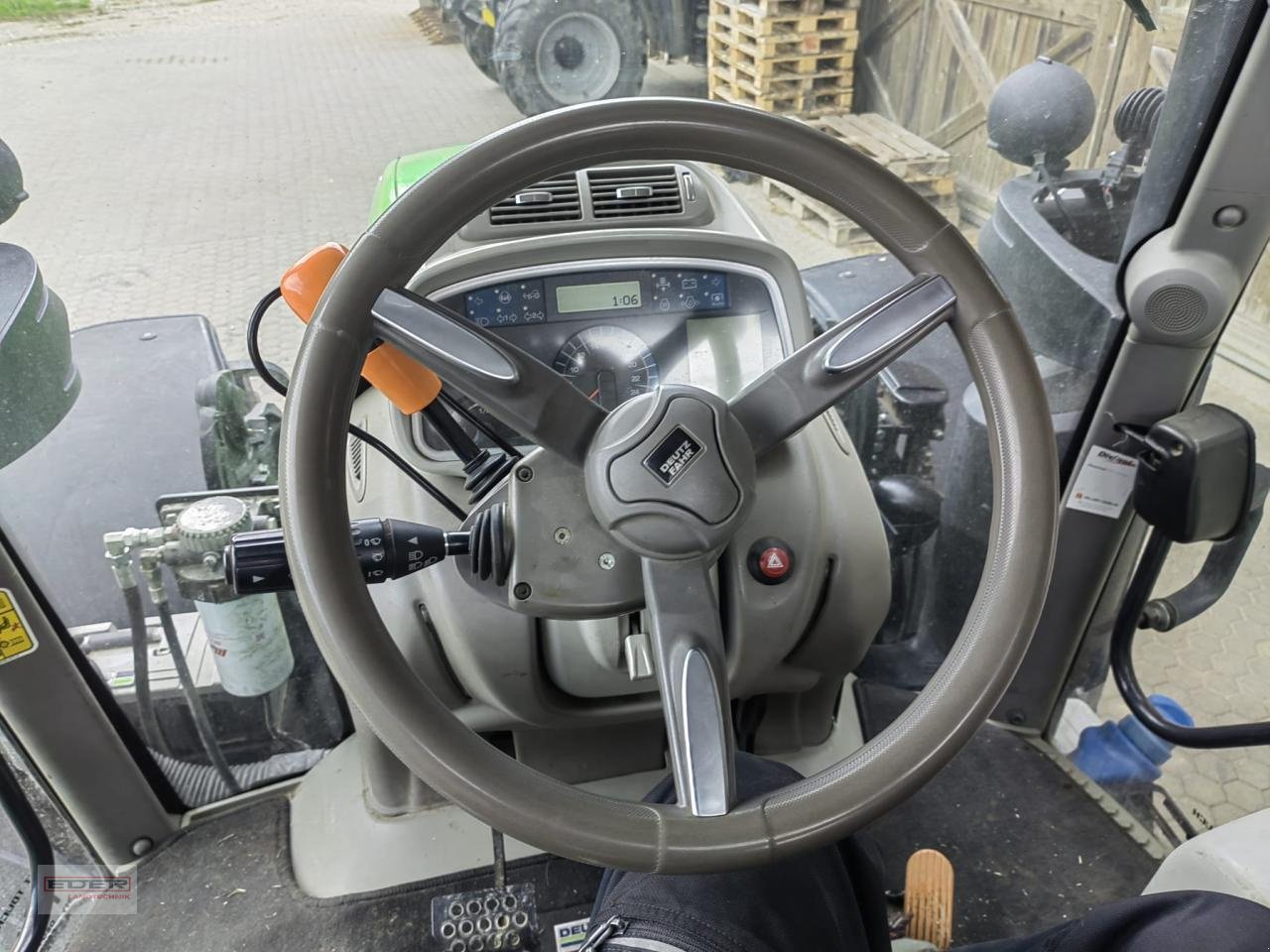 Traktor typu Deutz-Fahr 6180 TTV, Gebrauchtmaschine w Jetzendorf (Zdjęcie 12)