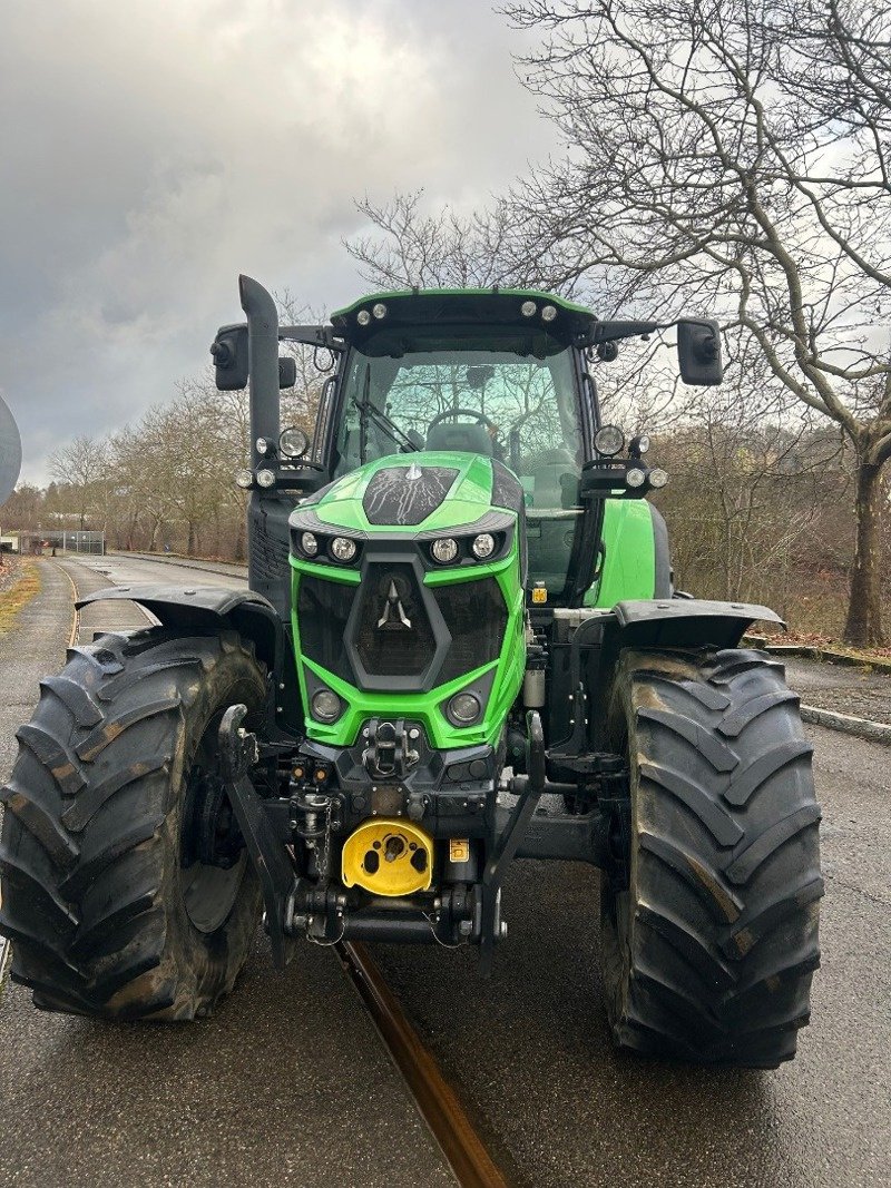 Traktor типа Deutz-Fahr 6185 RC SHIFT, Gebrauchtmaschine в Schaffhausen (Фотография 2)