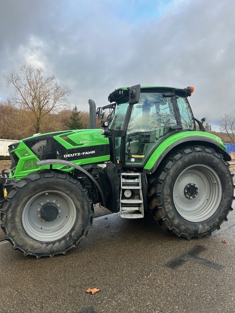 Traktor типа Deutz-Fahr 6185 RC SHIFT, Gebrauchtmaschine в Schaffhausen (Фотография 9)