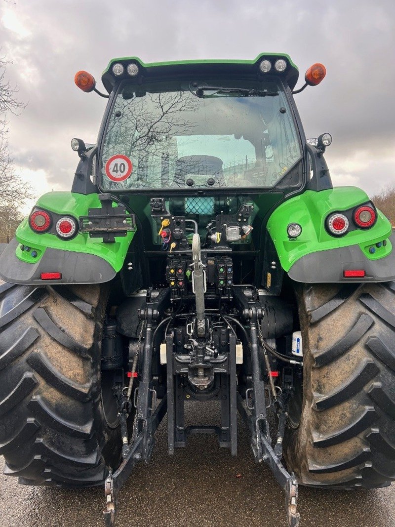 Traktor типа Deutz-Fahr 6185 RC SHIFT, Gebrauchtmaschine в Schaffhausen (Фотография 5)