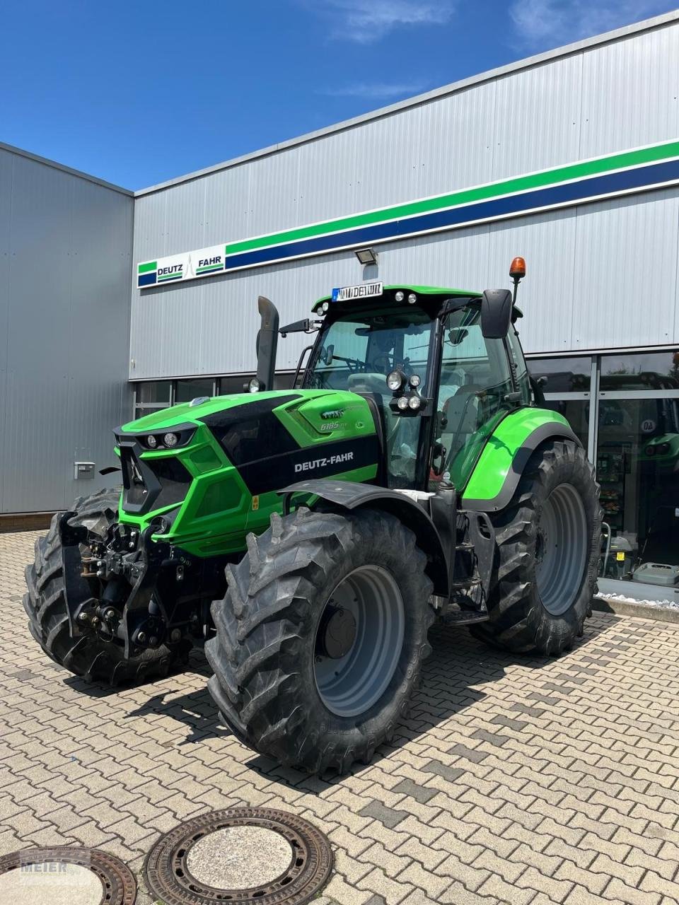 Traktor des Typs Deutz-Fahr 6185 TTV, Gebrauchtmaschine in Delbrück (Bild 2)