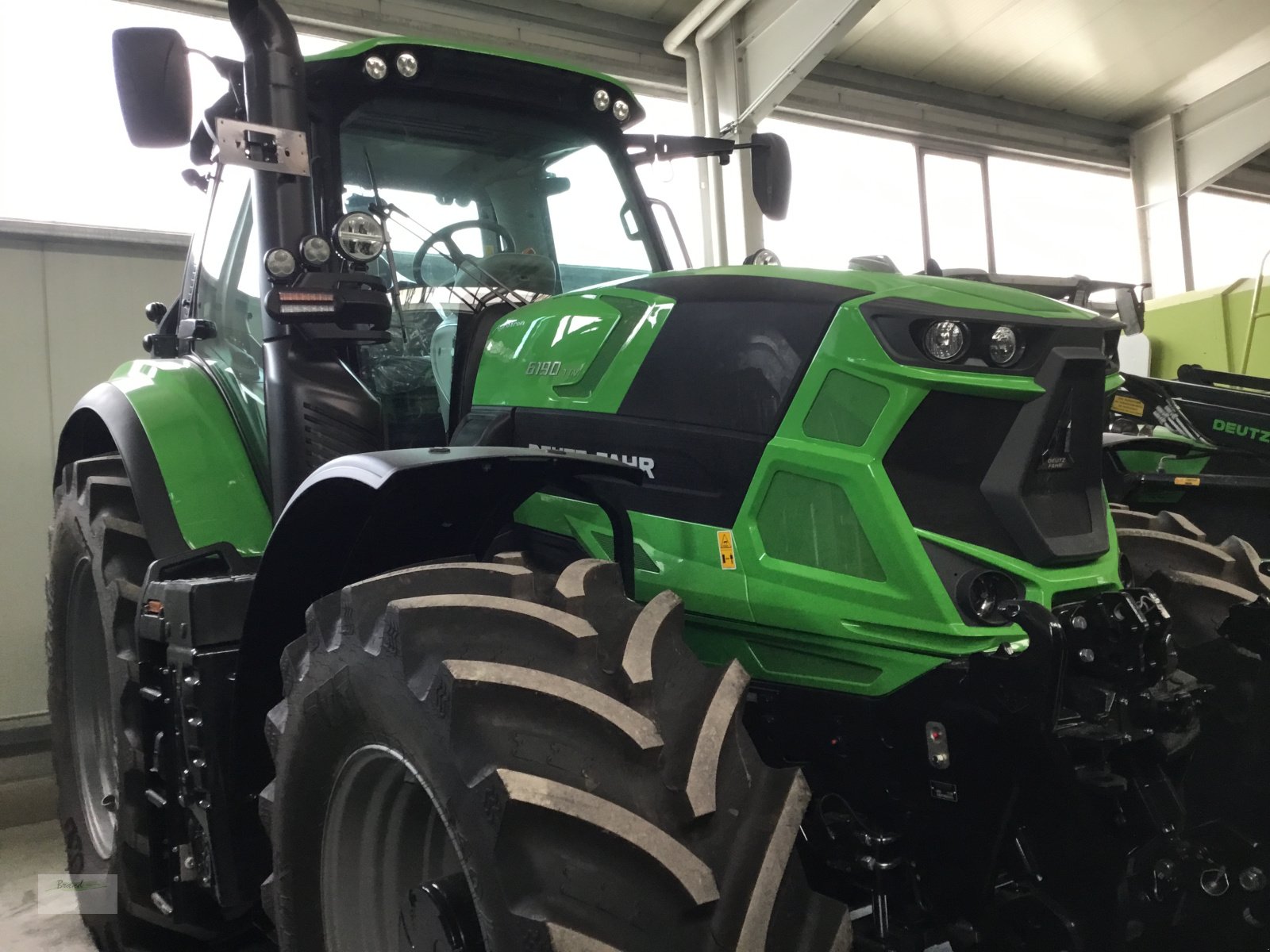 Traktor des Typs Deutz-Fahr 6190 TTV EM Aktion für Netto 139.000,00€, Neumaschine in Beilngries (Bild 2)