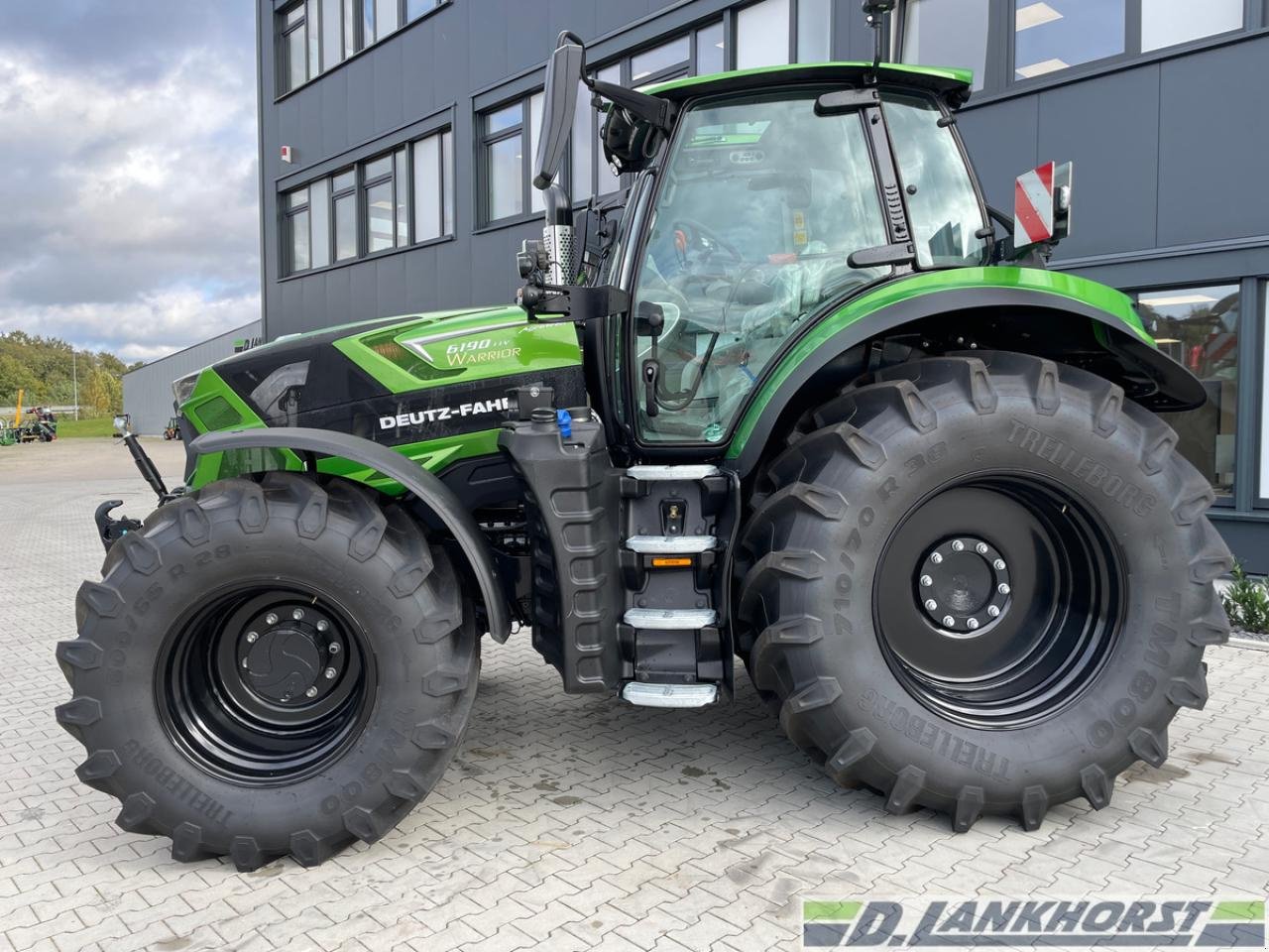 Traktor van het type Deutz-Fahr 6190 TTV J-Green-Warrior, Neumaschine in Neuenhaus (Foto 7)