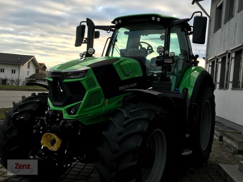 Traktor of the type Deutz-Fahr 6190 TTV, Neumaschine in Gars