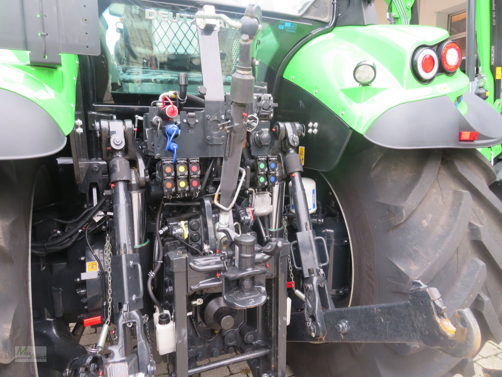 Traktor des Typs Deutz-Fahr 6190 TTV, Neumaschine in Markt Schwaben (Bild 11)