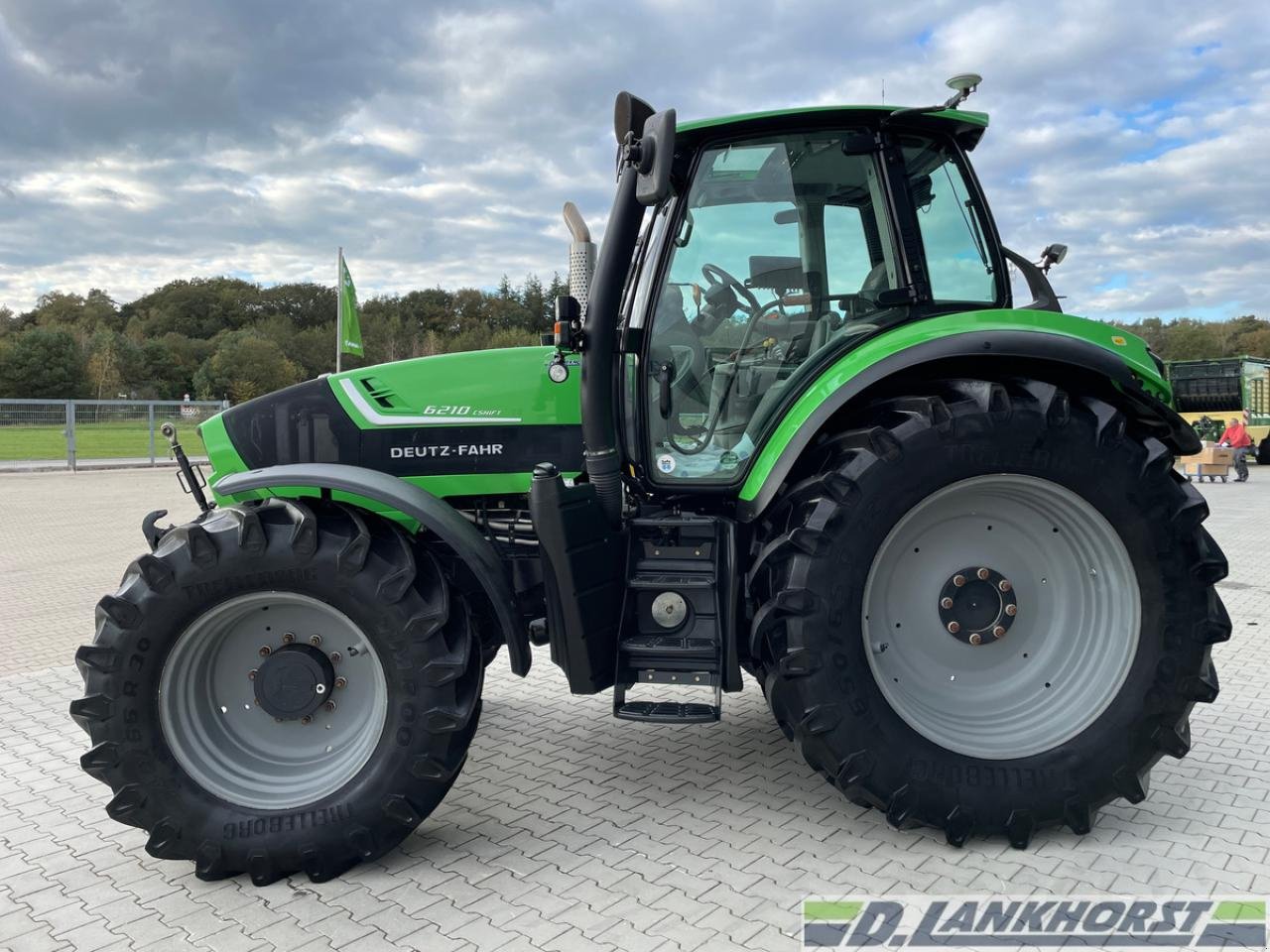 Traktor typu Deutz-Fahr 6210 CShift, Gebrauchtmaschine w Neuenhaus (Zdjęcie 4)