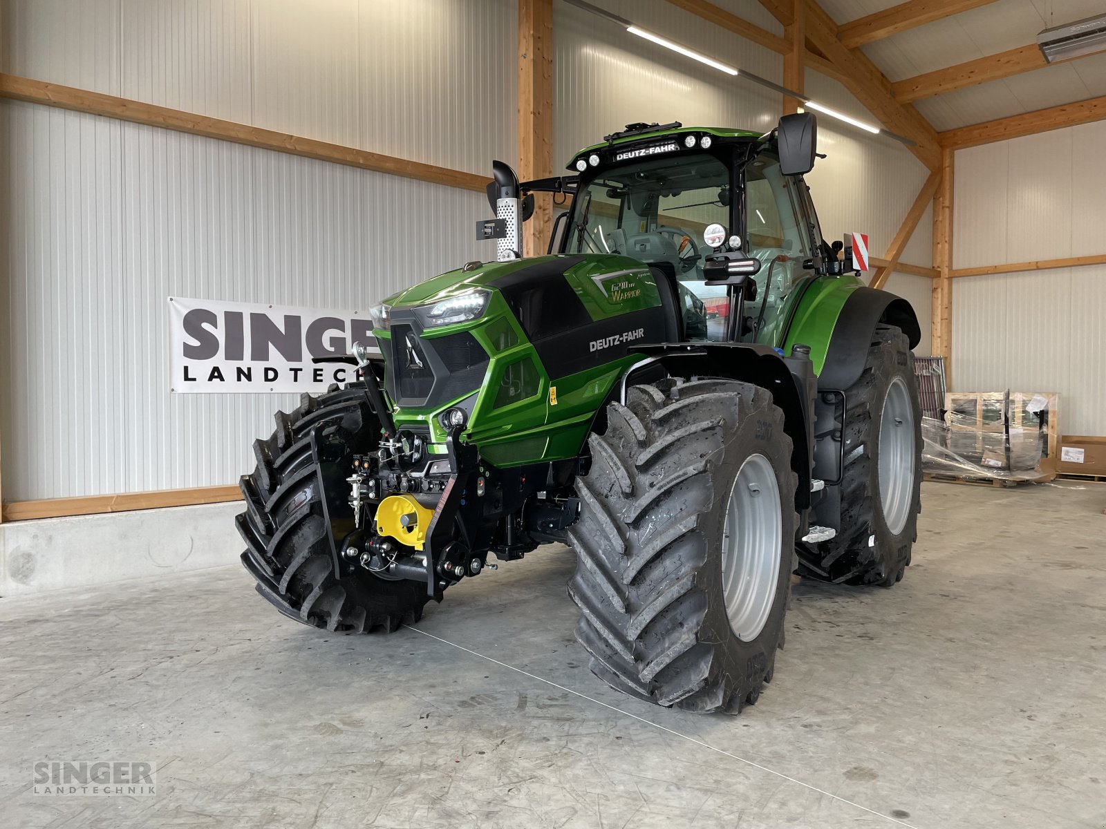 Traktor of the type Deutz-Fahr 6210 TTV Agrotron, Neumaschine in Ebenhofen (Picture 2)