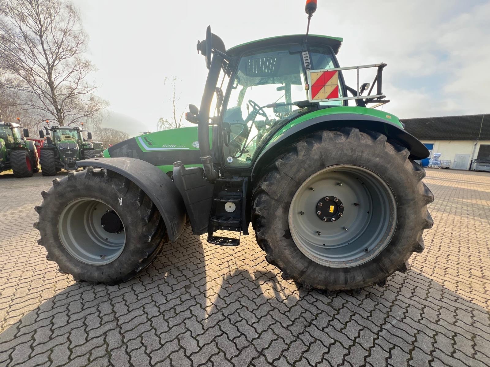 Traktor типа Deutz-Fahr 6210 TTV Serie, Gebrauchtmaschine в Thürkow (Фотография 10)