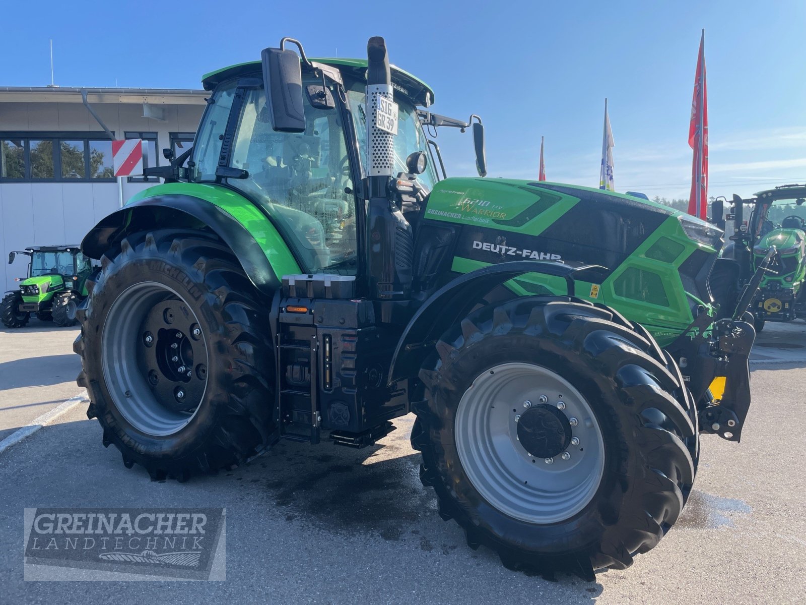 Traktor of the type Deutz-Fahr 6210 TTV, Neumaschine in Pfullendorf (Picture 3)