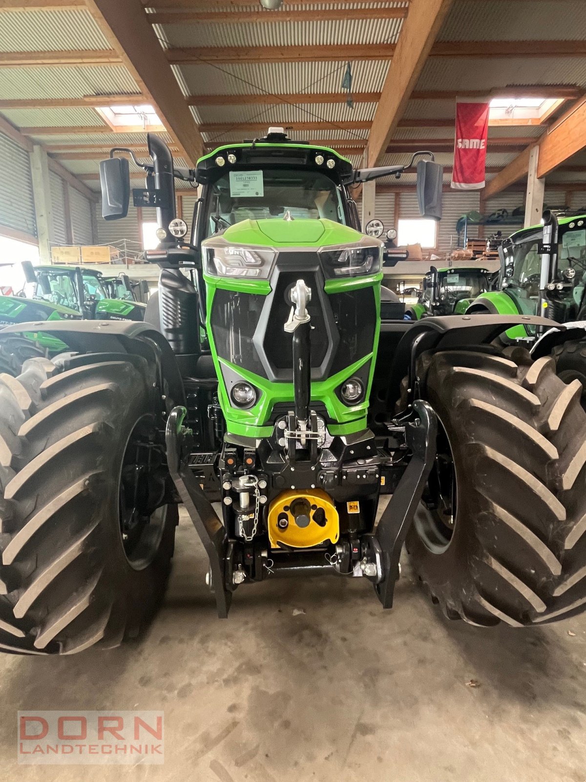 Traktor of the type Deutz-Fahr 6210 TTV, Neumaschine in Bruckberg (Picture 2)