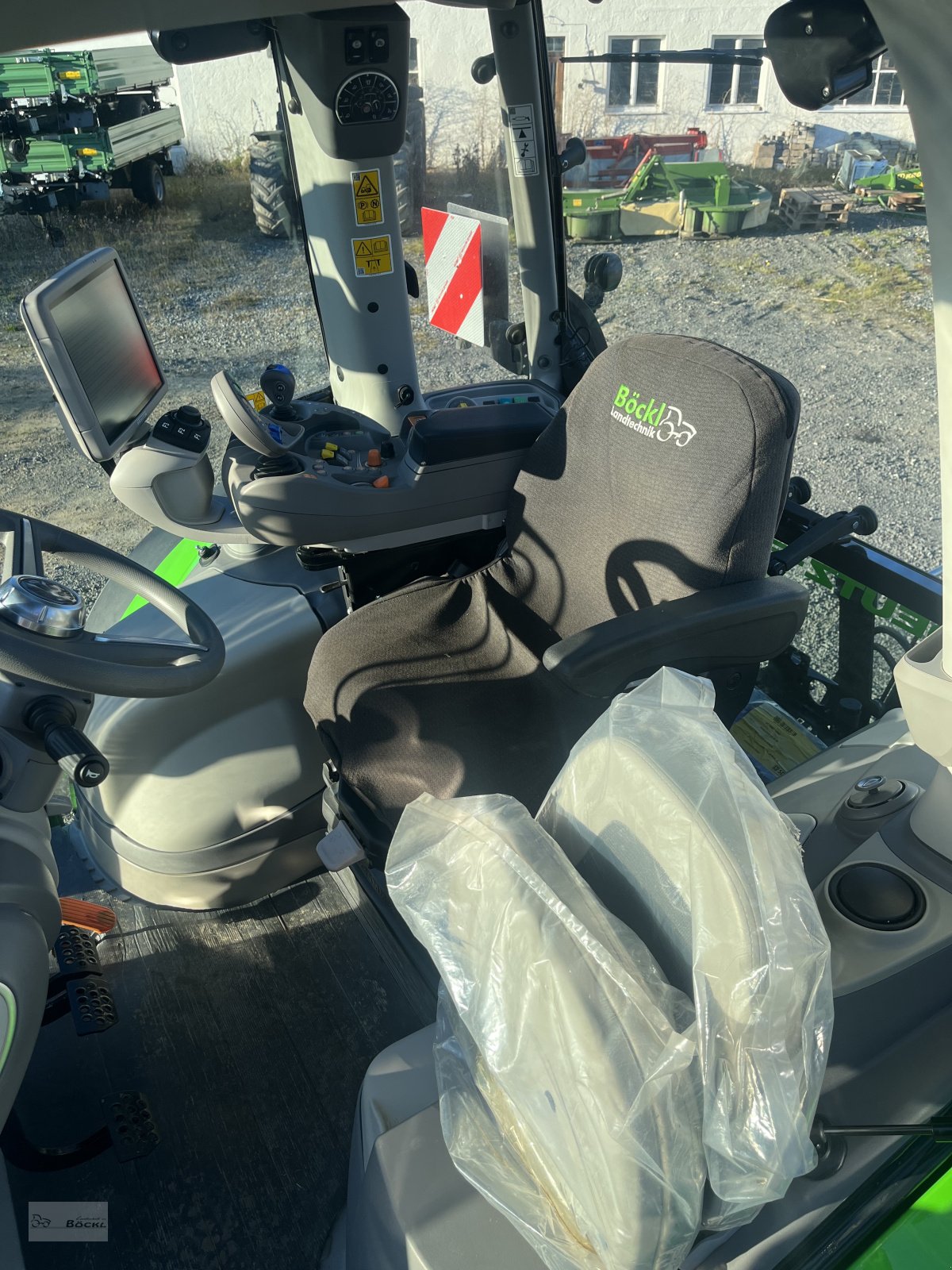 Traktor a típus Deutz-Fahr 6210 TTV, Gebrauchtmaschine ekkor: Erbendorf (Kép 10)