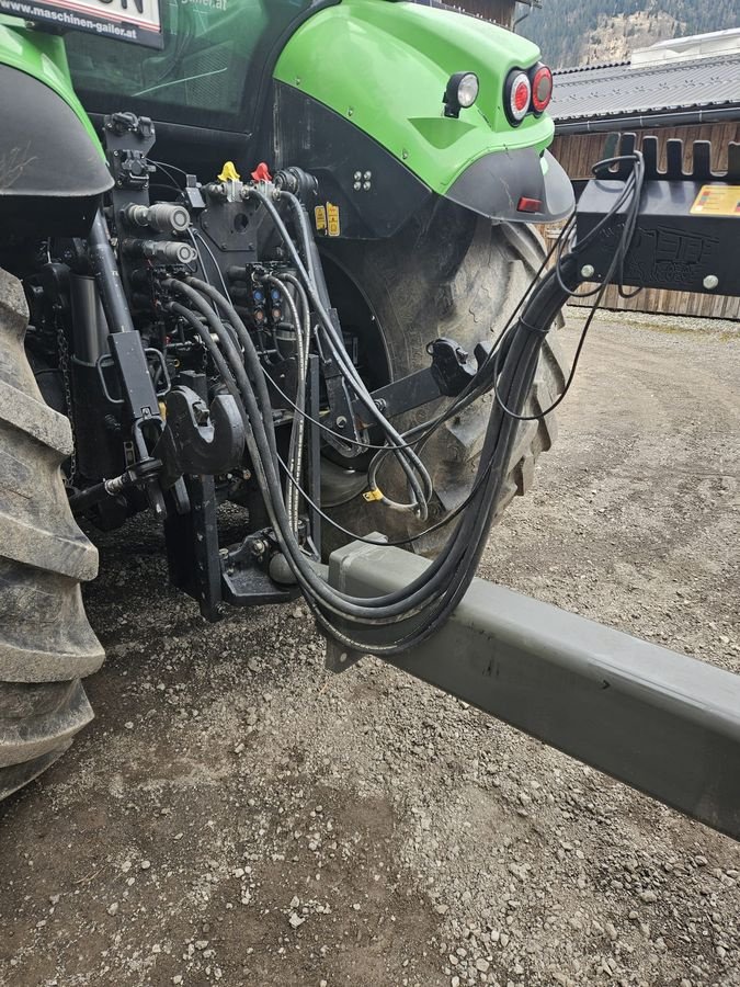 Traktor van het type Deutz-Fahr 6215 TTV, Gebrauchtmaschine in Burgkirchen (Foto 8)