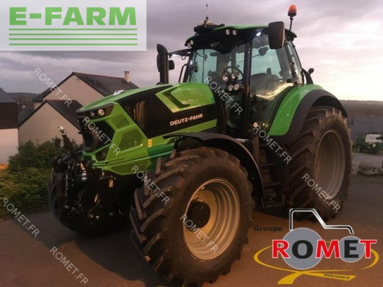 Traktor типа Deutz-Fahr 6215 ttv, Gebrauchtmaschine в GENNES-SUR-GLAIZE (Фотография 2)