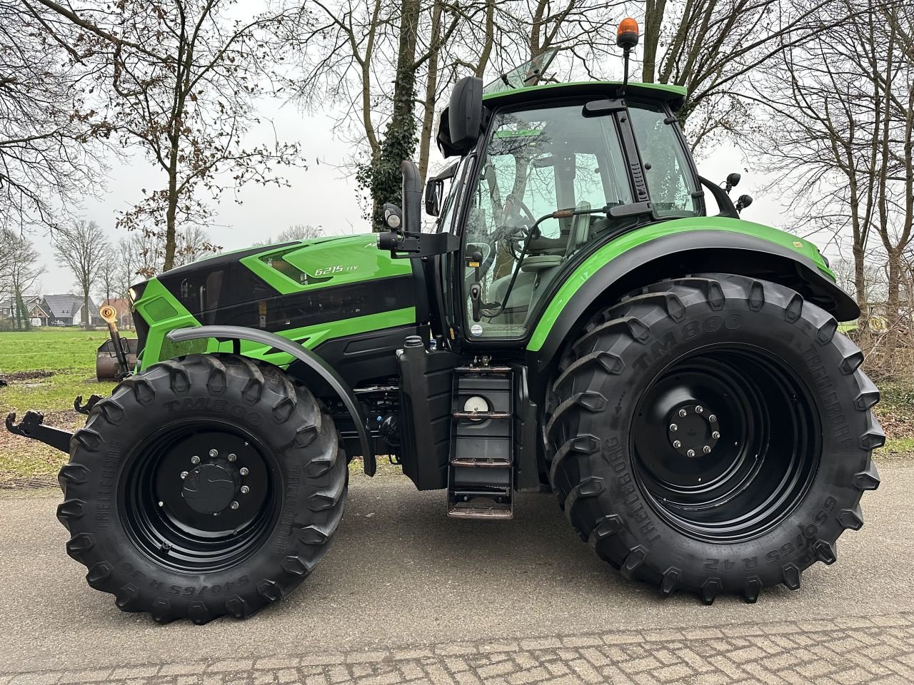 Traktor of the type Deutz-Fahr 6215 TTV, Gebrauchtmaschine in Rossum (Picture 3)