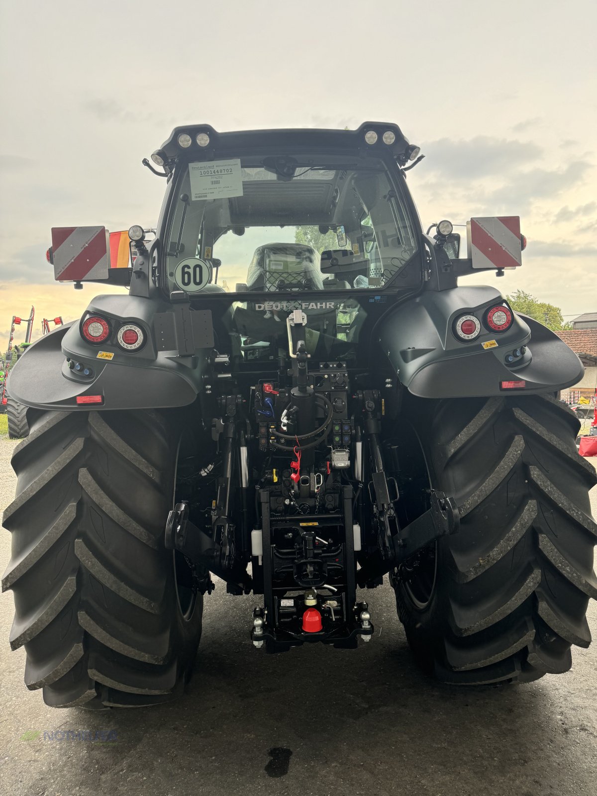 Traktor of the type Deutz-Fahr 6230 TTV Warrior, Neumaschine in Pforzen (Picture 8)