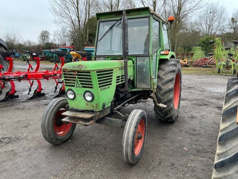 Traktor typu Deutz-Fahr 6806, Gebrauchtmaschine w les hayons (Zdjęcie 1)