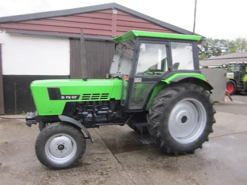 Traktor от тип Deutz-Fahr 7207, Gebrauchtmaschine в Ziegenhagen