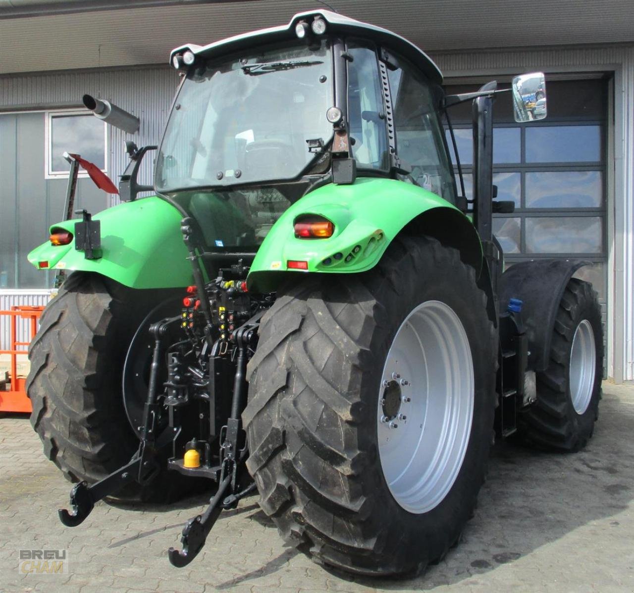 Traktor типа Deutz-Fahr 7210 Agrotron TTV, Gebrauchtmaschine в Cham (Фотография 3)