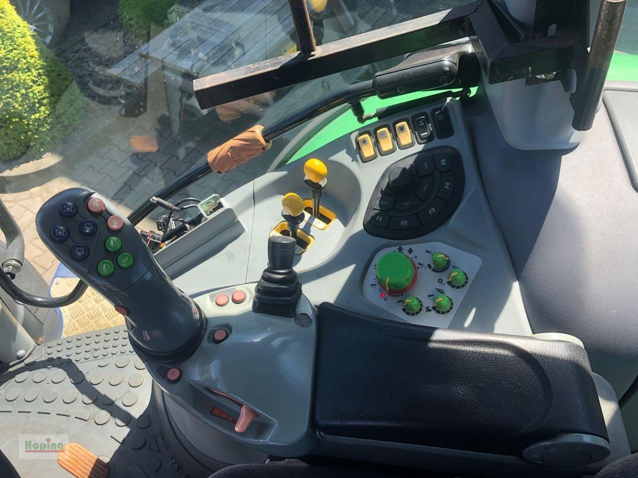 Traktor typu Deutz-Fahr 7210 TTV, Gebrauchtmaschine w Bakum (Zdjęcie 12)