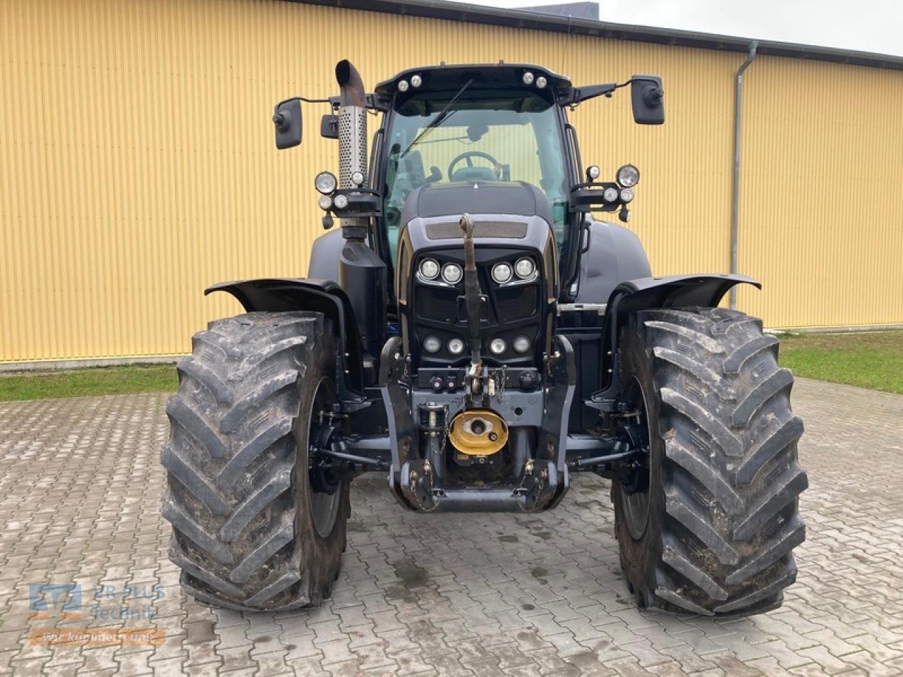 Traktor van het type Deutz-Fahr 7250 TTV BLACK WARRIOR, Gebrauchtmaschine in Osterburg (Foto 5)