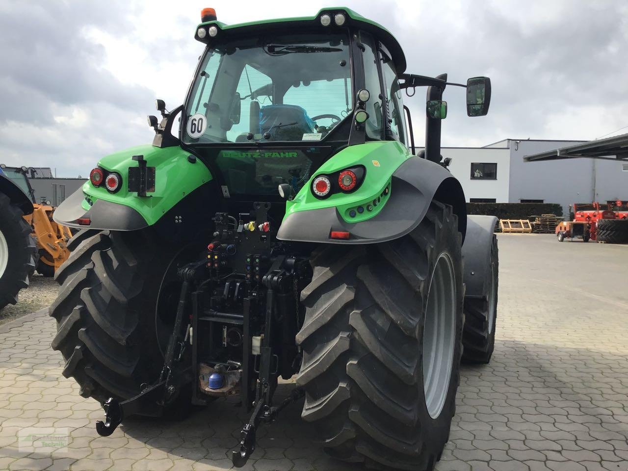 Traktor van het type Deutz-Fahr 7250 TTV RTK Motor/Getriebe NEU, Gebrauchtmaschine in Nordstemmen (Foto 2)