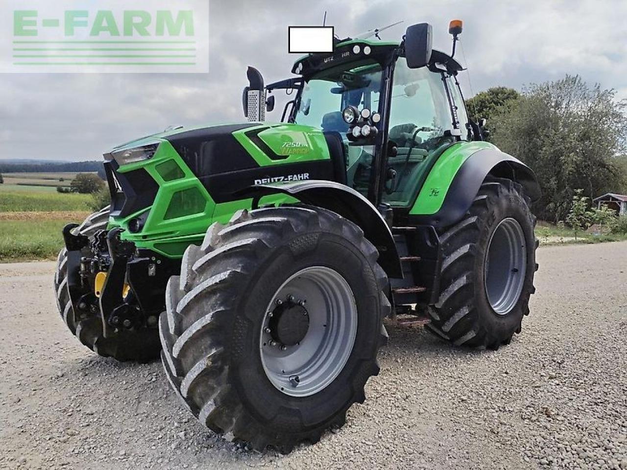 Traktor typu Deutz-Fahr 7250 ttv t4f warrior, Gebrauchtmaschine w Ehingen Kirchbierlin (Zdjęcie 1)