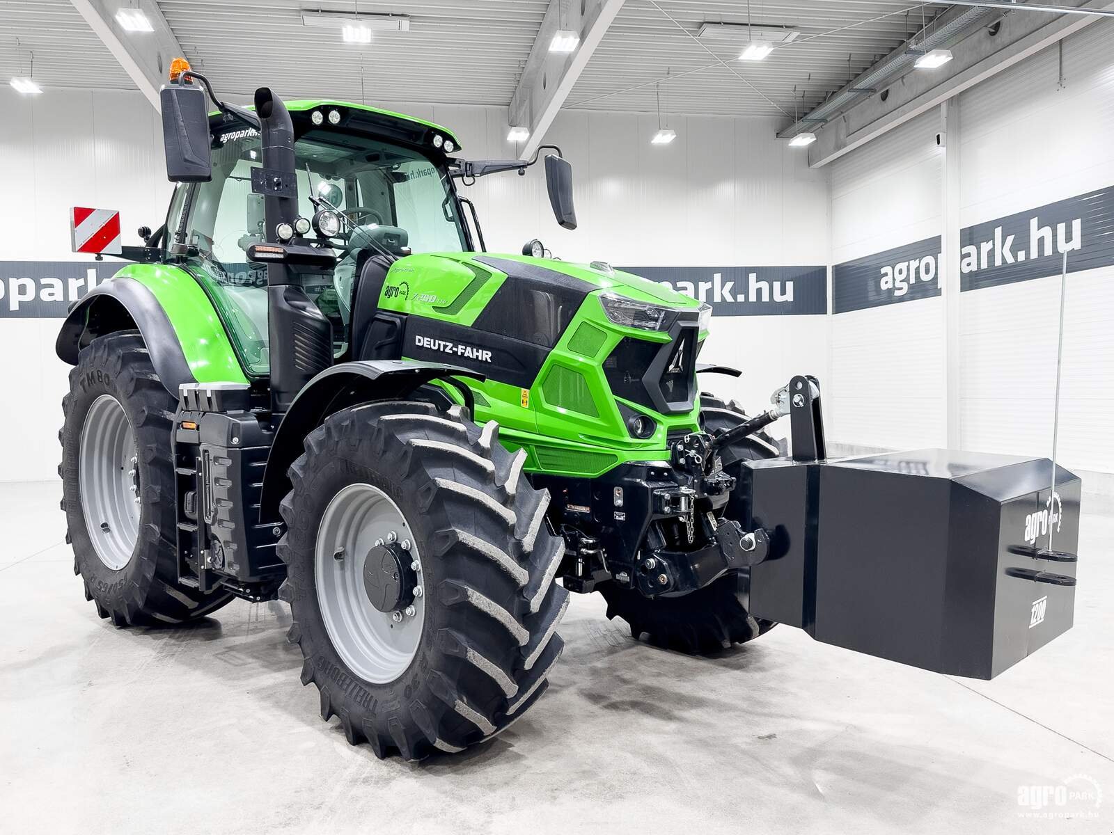 Traktor Türe ait Deutz-Fahr 7250 TTV, Gebrauchtmaschine içinde Csengele (resim 2)