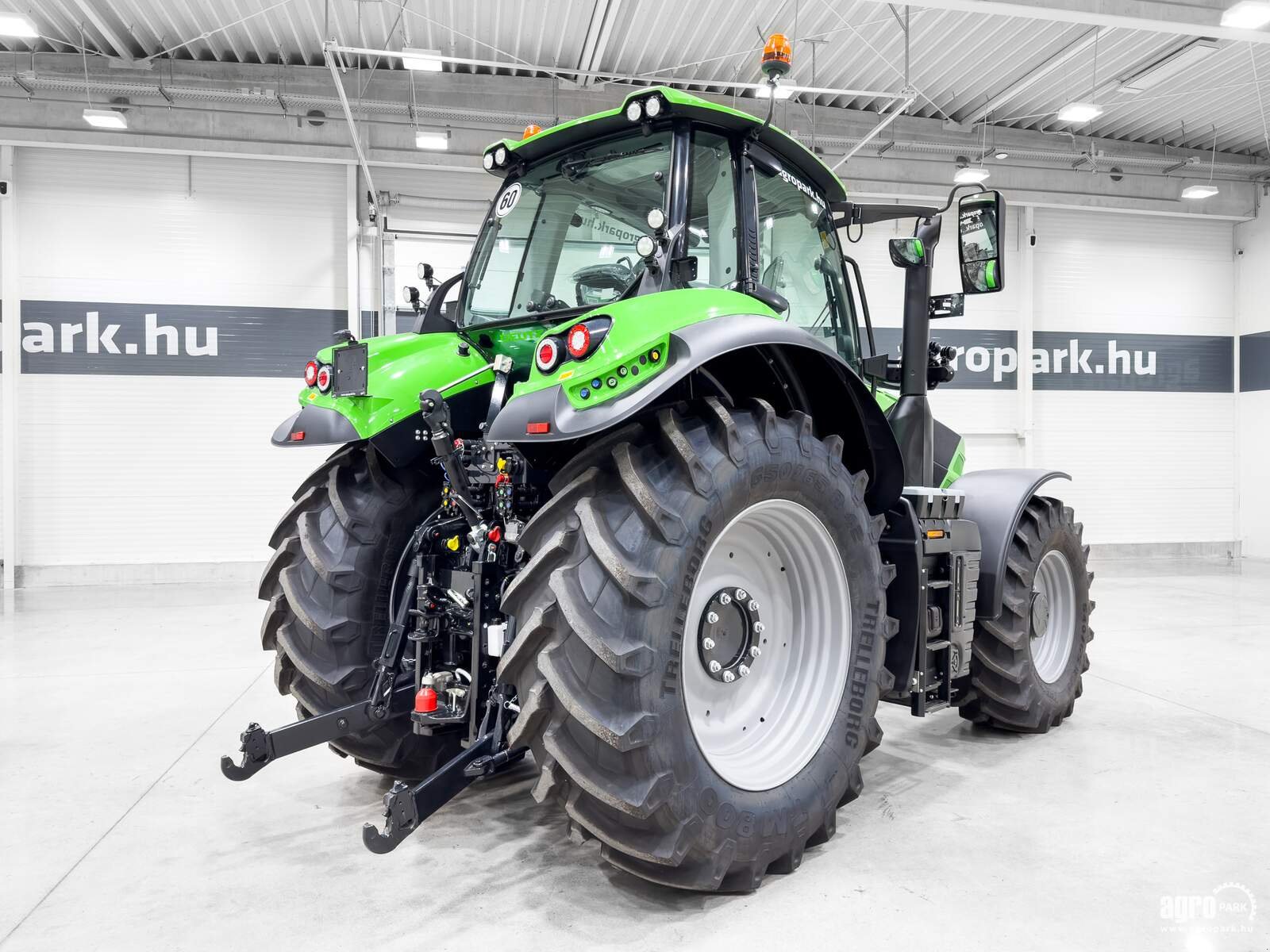 Traktor typu Deutz-Fahr 7250 TTV, Gebrauchtmaschine w Csengele (Zdjęcie 3)