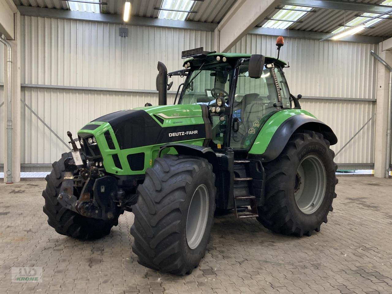 Traktor van het type Deutz-Fahr 7250 TTV, Gebrauchtmaschine in Spelle (Foto 1)