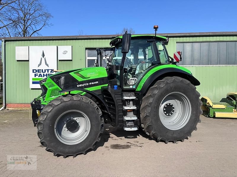 Traktor of the type Deutz-Fahr 7250 TTV, Vorführmaschine in Geestland (Picture 1)