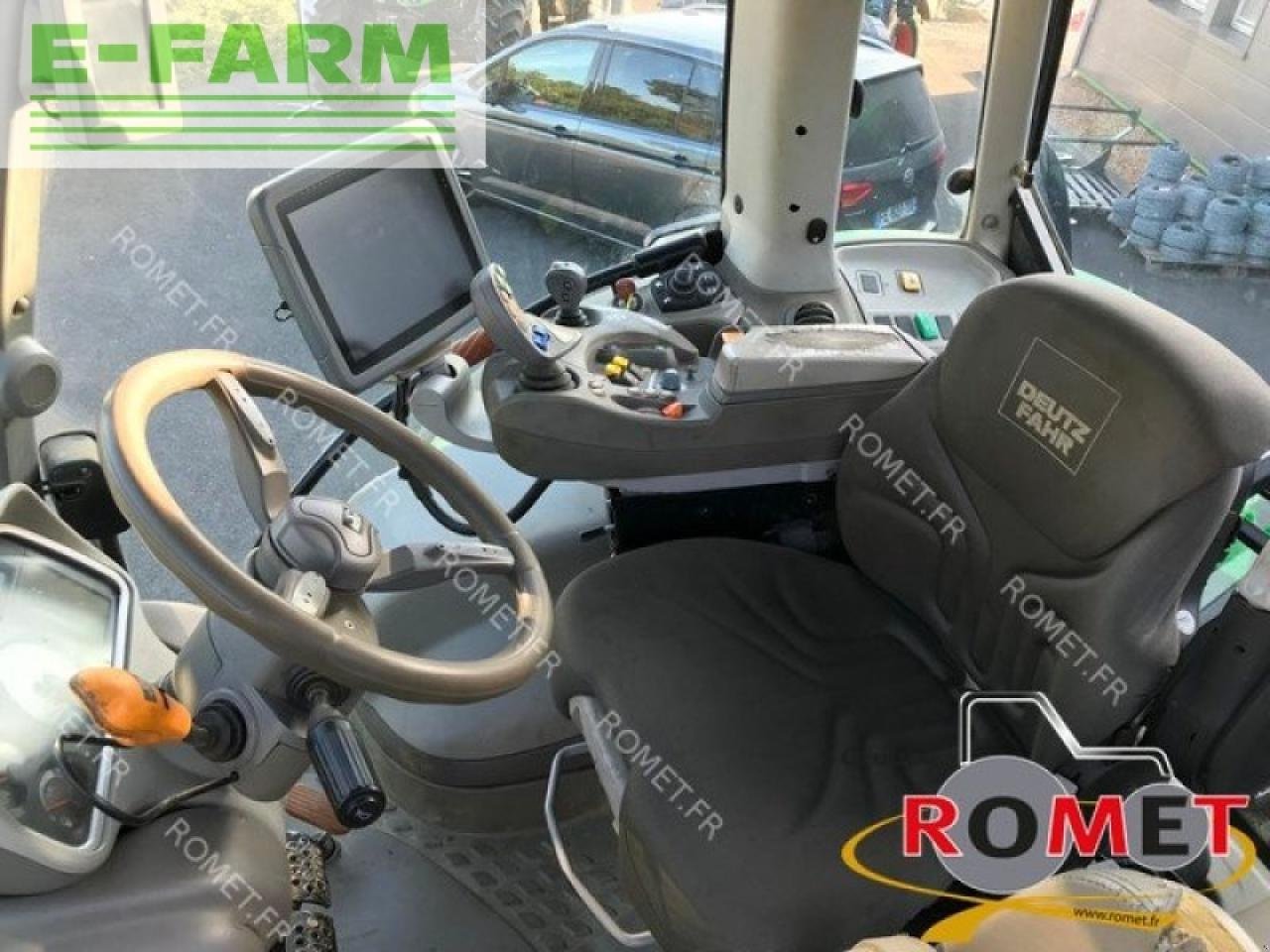 Traktor van het type Deutz-Fahr 7250agrotronttv, Gebrauchtmaschine in GENNES-SUR-GLAIZE (Foto 5)