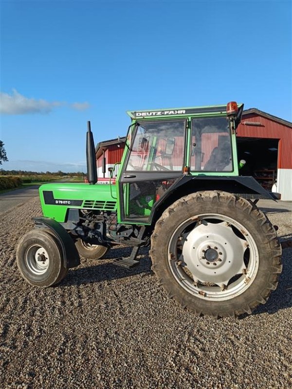 Traktor des Typs Deutz-Fahr 7807 C, Gebrauchtmaschine in Ejstrupholm (Bild 4)