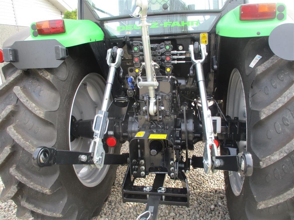 Traktor tipa Deutz-Fahr Agrofarm 115G with 30F+30R Hi-Lo and CreepGear, Gebrauchtmaschine u Lintrup (Slika 3)