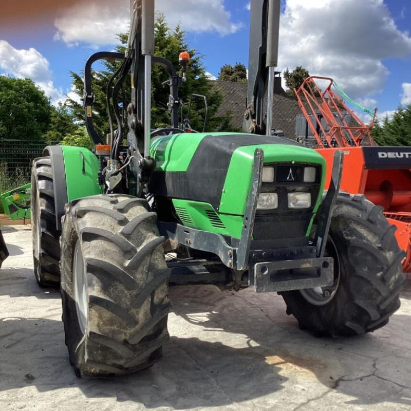 Traktor des Typs Deutz-Fahr AGROFARM 420 TB, Gebrauchtmaschine in AUMONT AUBRAC (Bild 1)