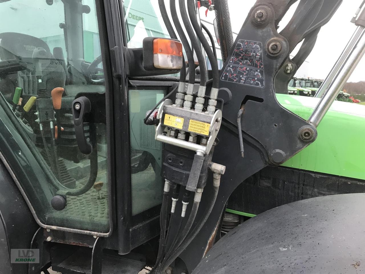 Traktor des Typs Deutz-Fahr Agrofarm 420, Gebrauchtmaschine in Alt-Mölln (Bild 9)