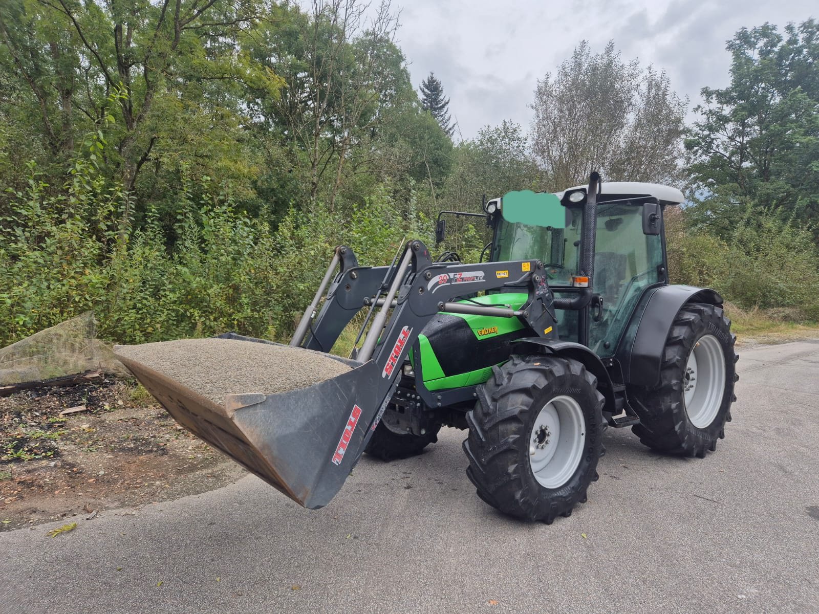 Traktor Türe ait Deutz-Fahr Agrofarm 420, Gebrauchtmaschine içinde Passau (resim 1)