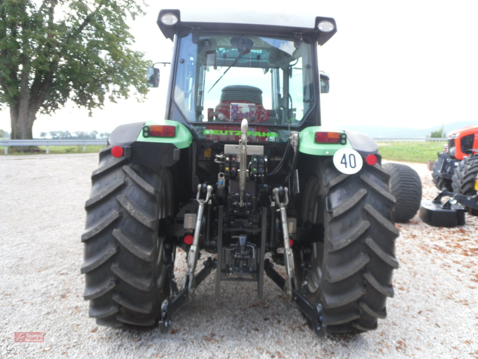 Traktor typu Deutz-Fahr Agrofarm 430 TTV, Gebrauchtmaschine w Freystadt (Zdjęcie 3)