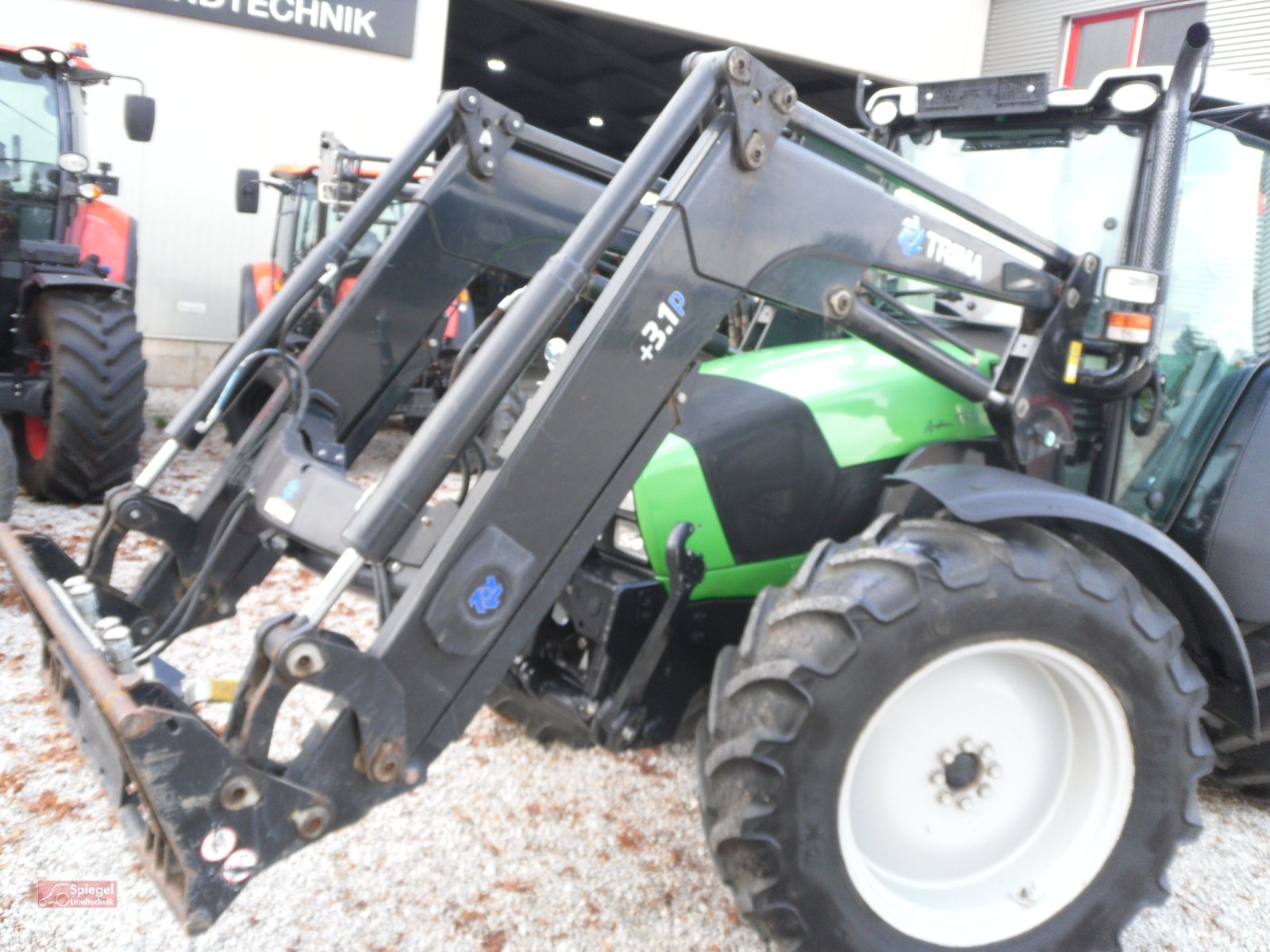 Traktor a típus Deutz-Fahr Agrofarm 430 TTV, Gebrauchtmaschine ekkor: Freystadt (Kép 8)