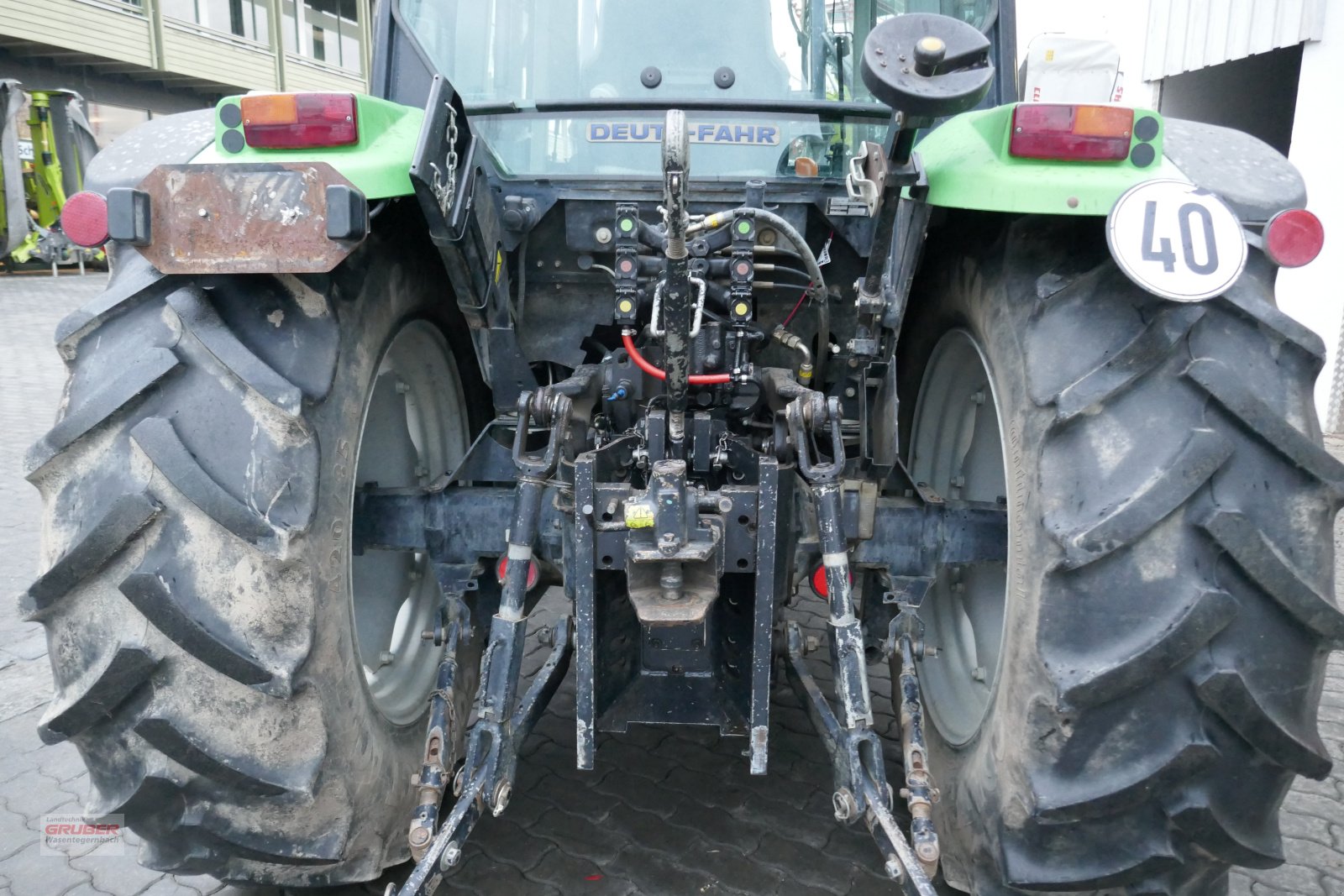 Traktor van het type Deutz-Fahr Agrofarm 85 inkl. Frontlader Stoll Robust F30, Gebrauchtmaschine in Dorfen (Foto 6)