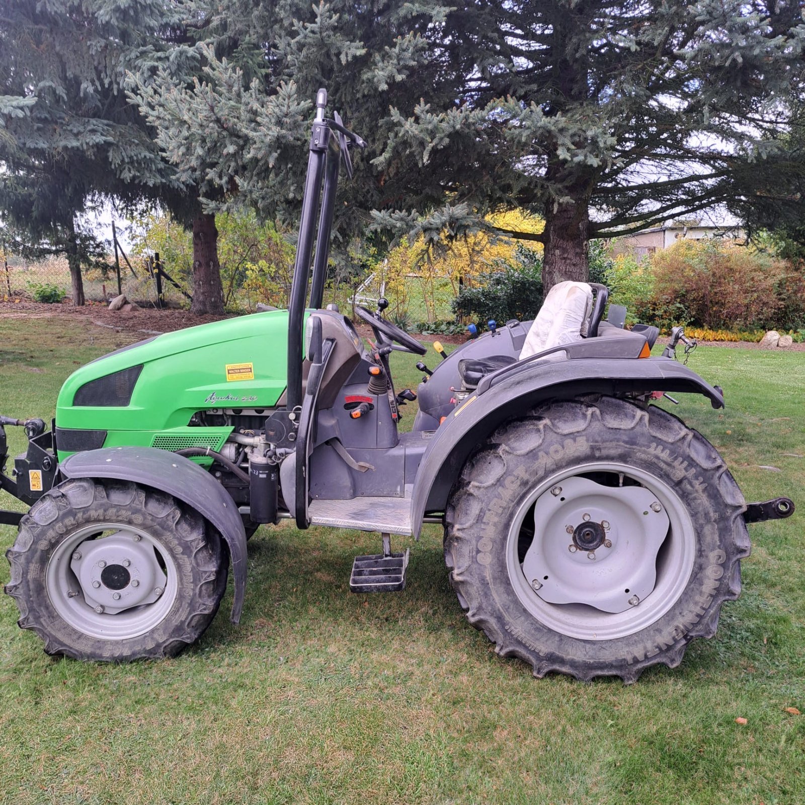 Traktor типа Deutz-Fahr Agrokid 230, Gebrauchtmaschine в Jüterbog (Фотография 1)