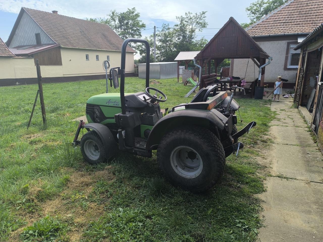 Traktor van het type Deutz-Fahr Agrokid 25 HST, Gebrauchtmaschine in Stuhr (Foto 3)