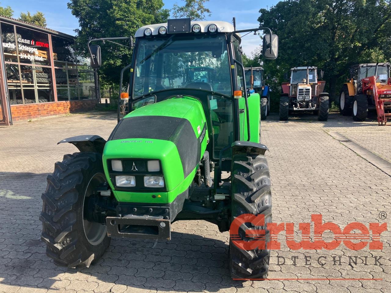 Traktor van het type Deutz-Fahr Agrolux 410, Gebrauchtmaschine in Ampfing (Foto 3)