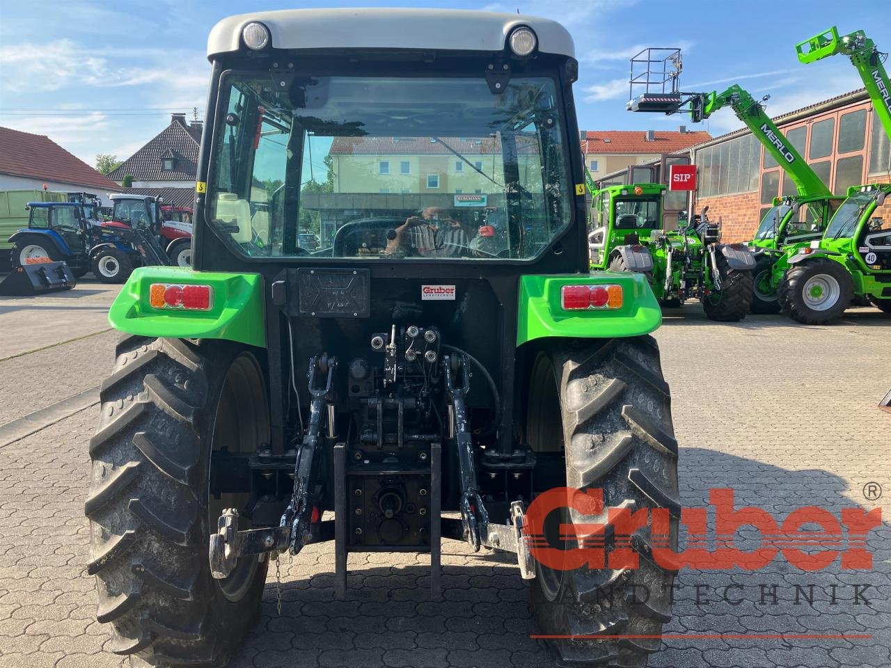 Traktor типа Deutz-Fahr Agrolux 410, Gebrauchtmaschine в Ampfing (Фотография 4)