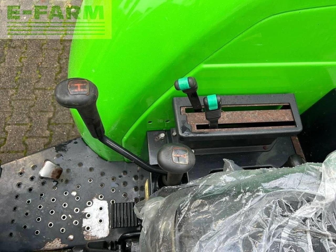 Traktor tipa Deutz-Fahr agrolux 80, Gebrauchtmaschine u ag BROEKLAND (Slika 6)