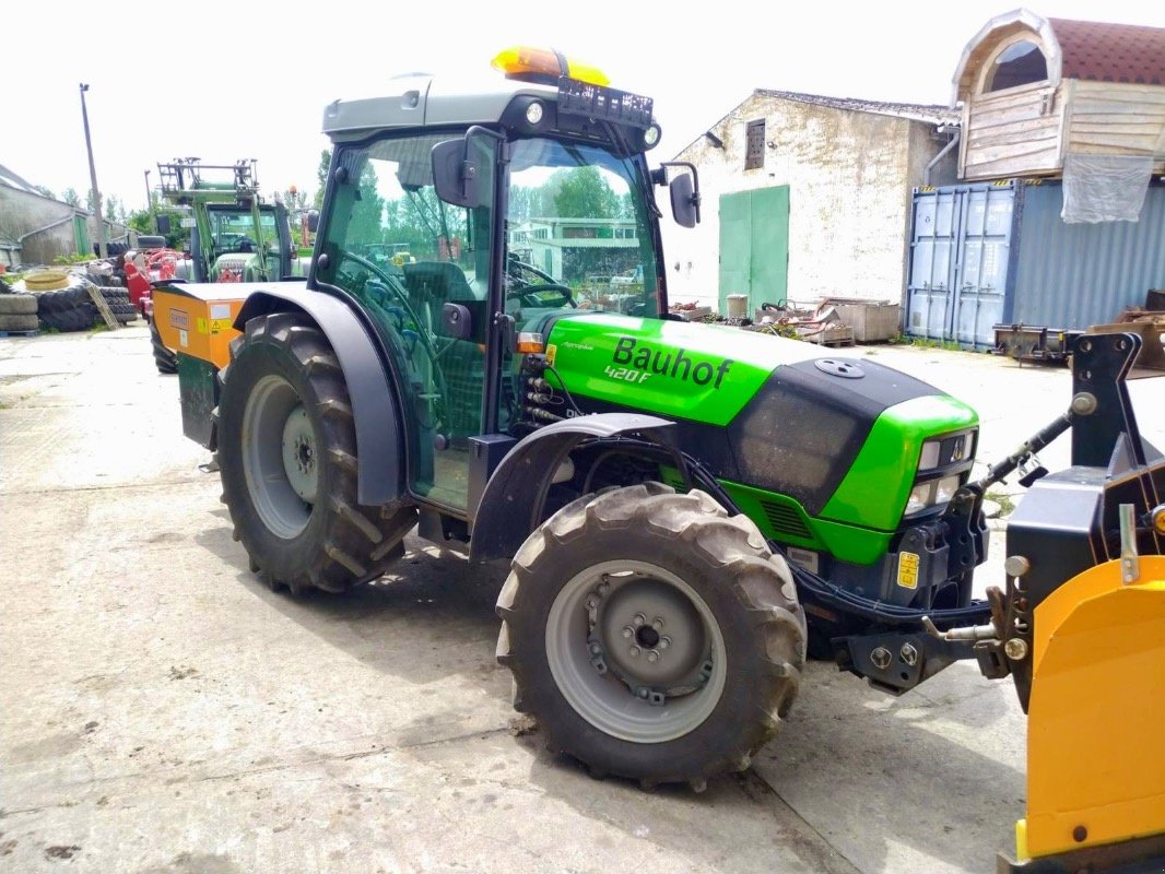 Traktor des Typs Deutz-Fahr Agroplus 420 F, Gebrauchtmaschine in Liebenwalde (Bild 4)