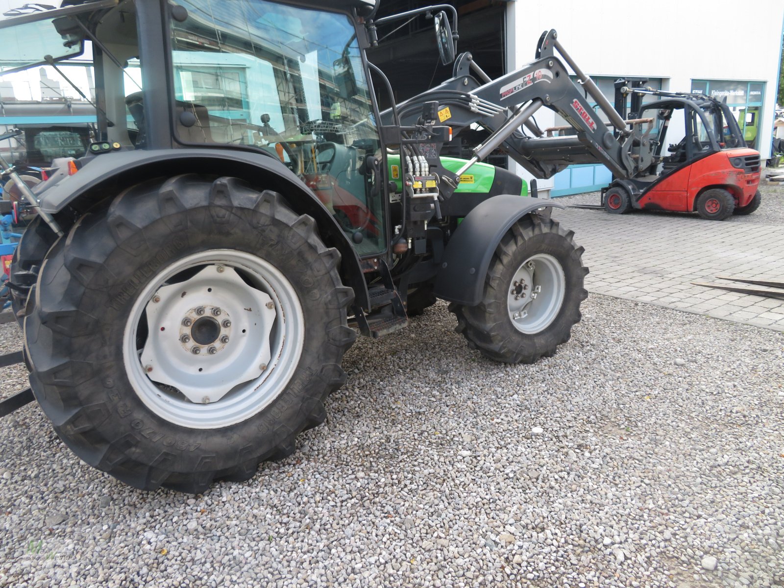 Traktor van het type Deutz-Fahr Agroplus 420 GS, Gebrauchtmaschine in Markt Schwaben (Foto 4)