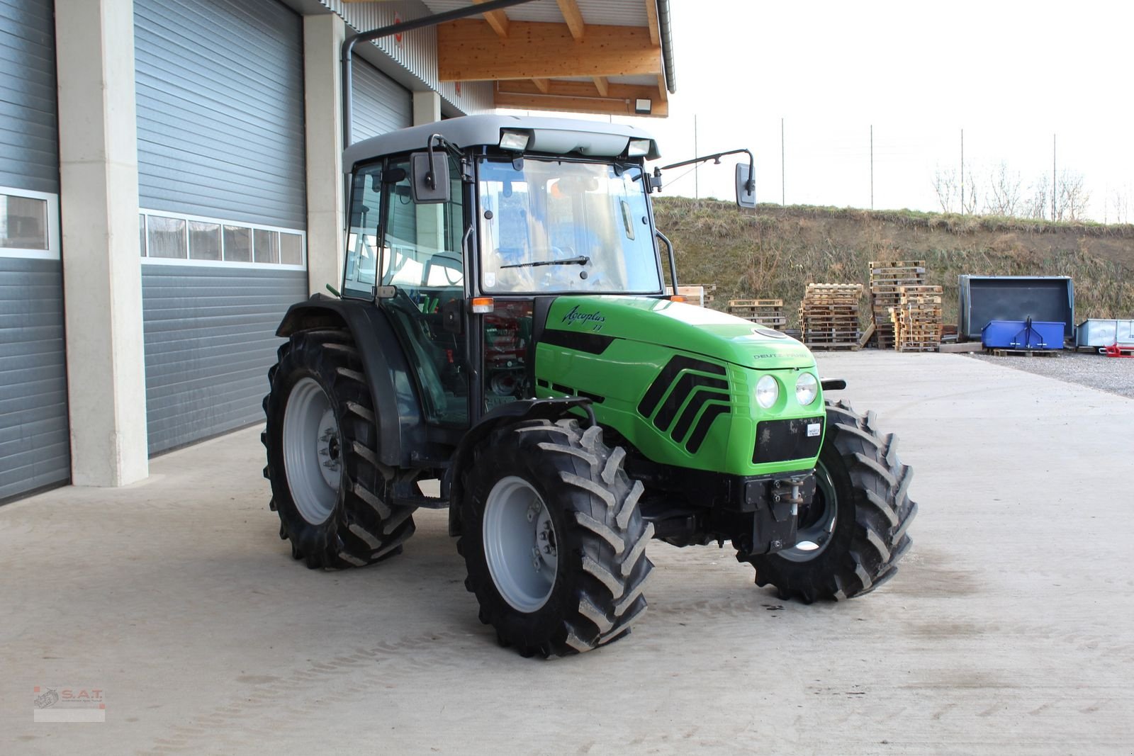 Traktor des Typs Deutz-Fahr Agroplus 77 Neu Lim. Edition, Gebrauchtmaschine in Eberschwang (Bild 2)